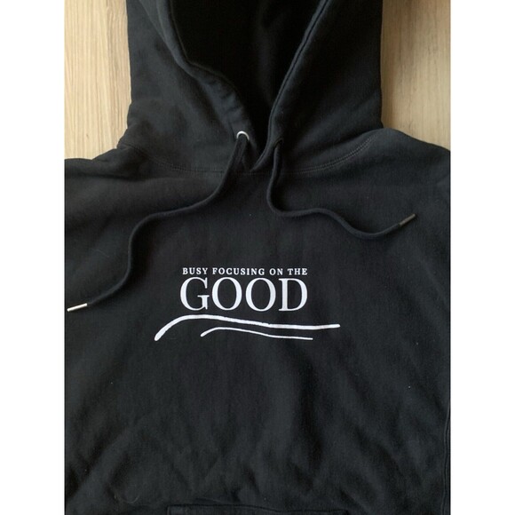 NWOT “Busy Focusing On The Good”Motivational Black Hoodie Top Fabric Men’s SMALL - Picture 2 of 14